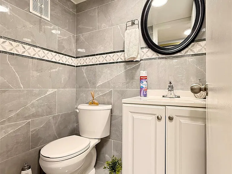 355 Oakridge #355-T — Photo 11