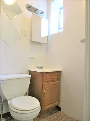 Rented by City Connections Realty | media 9