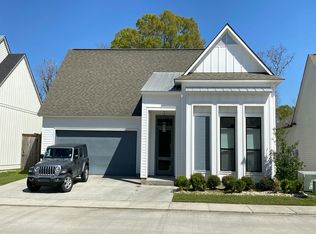 10127 Clarks Ferry Dr, Baton Rouge, LA 70817