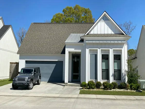 10127 Clarks Ferry Dr, Baton Rouge, LA 70817