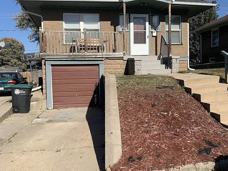 2556 Vane St — Photo 1