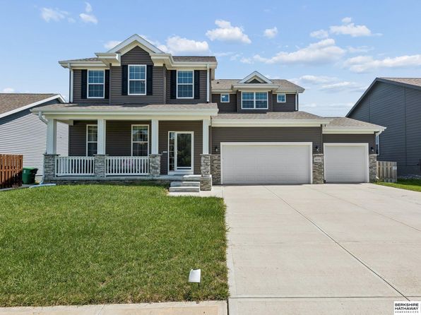8059 N 173rd St, Bennington, NE 68007