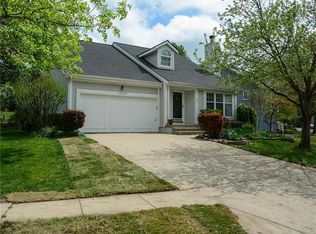 13109 S Fox Ridge Dr, Olathe, KS 66062