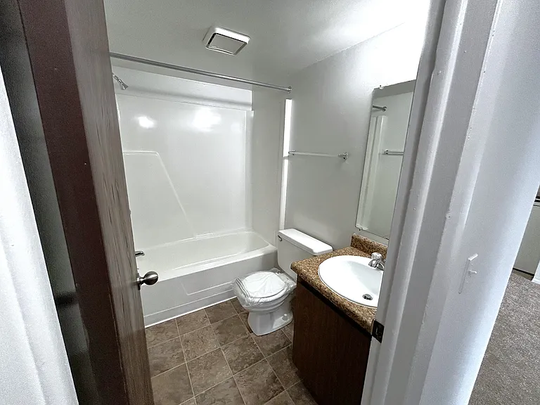 Charter Oaks Apartments — Photo 246