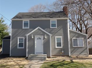 735 Goldenrod Ave, Bridgeport, CT 06606