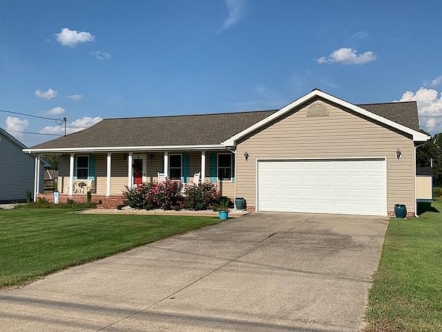 1st image of 726 Osborn Ln