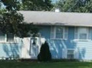 1354 W Parnall Rd, Jackson, MI 49201