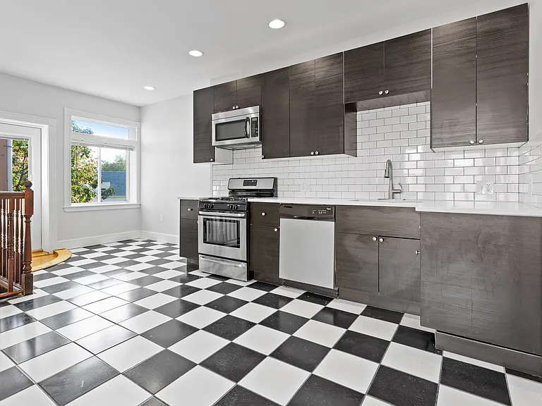 510 Talbot Ave #3 — Photo 5