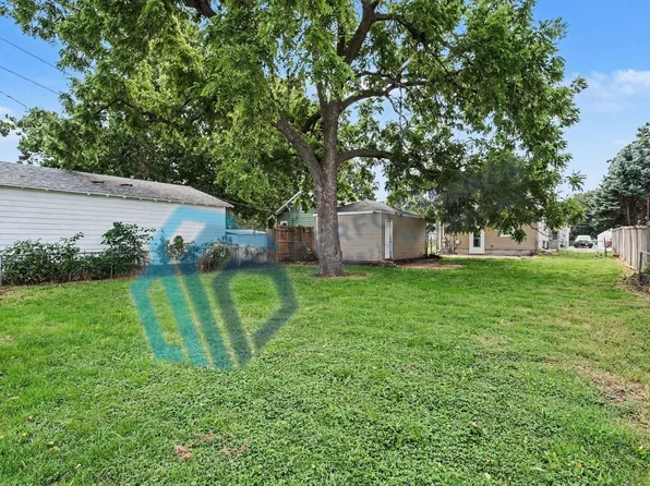 4438 Greenwood St, Lincoln, NE 68504