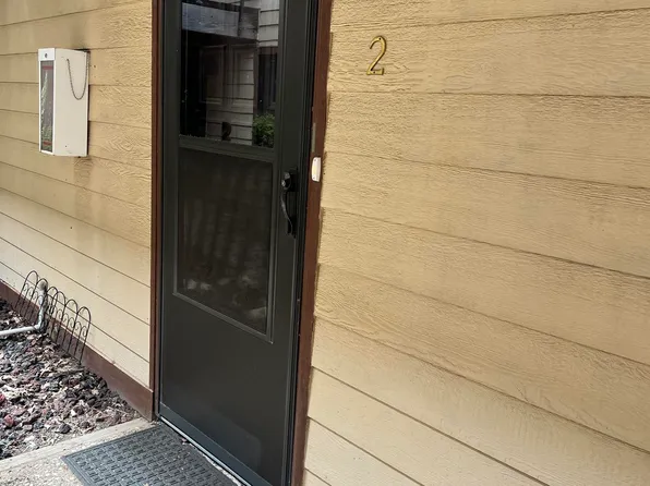 1500 E 10th Ave APT B2, Winfield, KS 67156