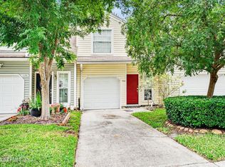 11285 Lake Mandarin Cir E, Jacksonville, FL 32223