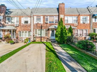 4715 213th St, Bayside, NY 11361
