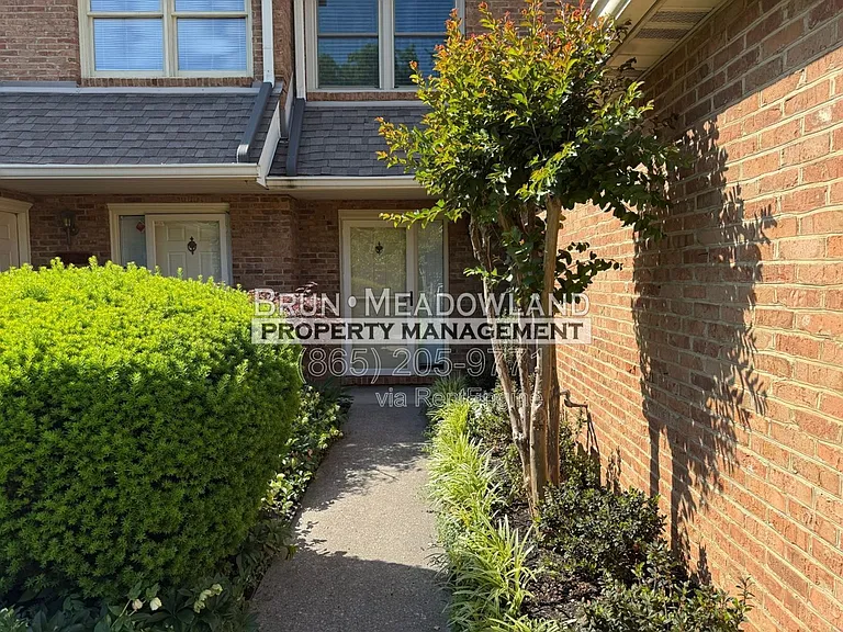 10427 Ravenbrook Ln — Photo 7