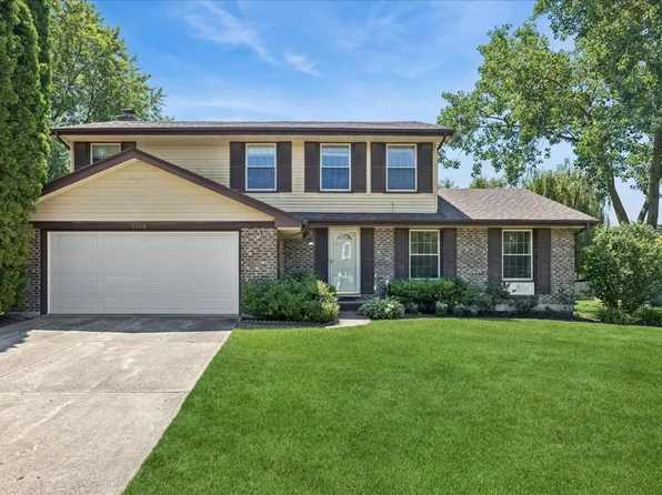1108 Wellington Ave, Libertyville, IL 60048