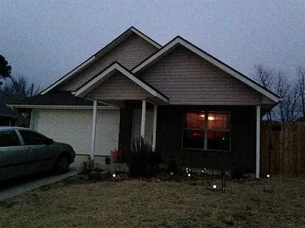 1711 S K Pl, Rogers, AR 72756