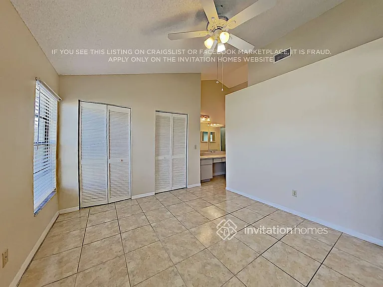 5473 Friarsway Dr — Photo 9