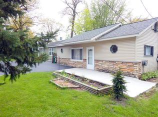 33780 N 2nd St, Grayslake, IL