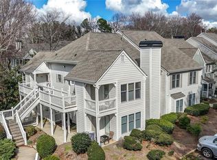 909 Hollyfax Cir, Sandy Springs, GA 30328