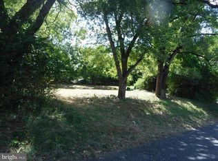 202 E Criser Rd, Front Royal, VA 22630