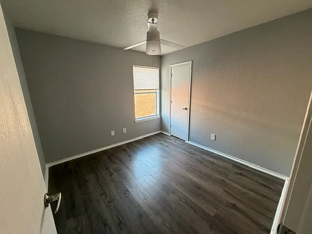2702 Garland Dr — Photo 12
