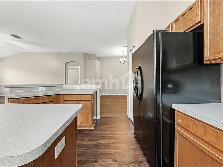 12828 Standbridge Dr — Photo 5