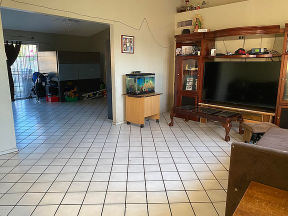 3rd image of 11111 W Calle Del Sol