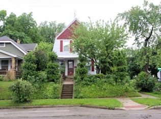 1604 Wealthy St SE, East Grand Rapids, MI 49506