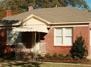 2849 W 12th St, Dallas, TX 75211