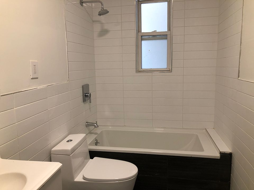 2nd image of 274 Monticello Ave APT 2Q