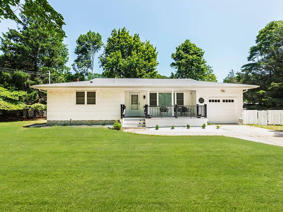33 Richardson Ave