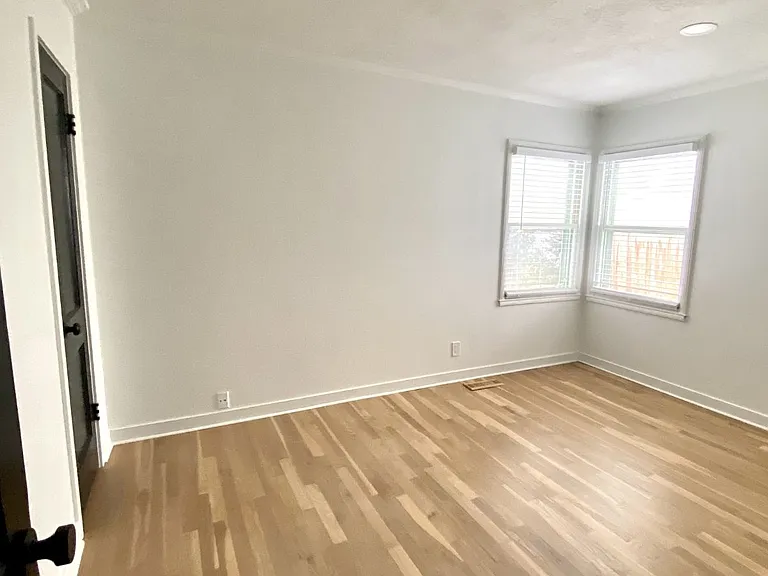 785 N 1150 E — Photo 13