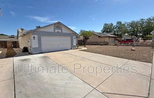 8334 W Maryland Ave Photo 1
