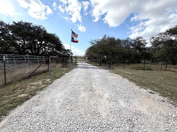 2nd image of 1360 County Road 233
