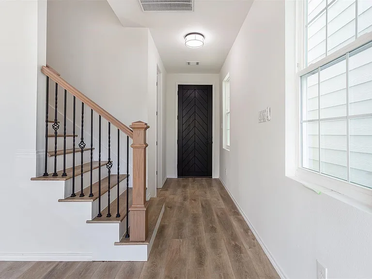 1266 Oakmont Bend Dr — Photo 25