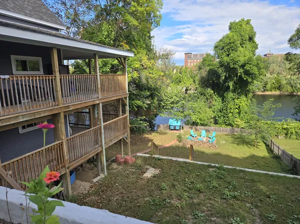 38 Newbury St #1, Auburn, ME 04210