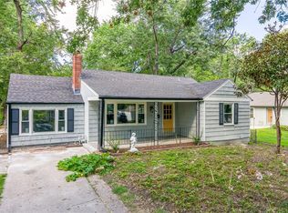 2506 W 79th St, Prairie Village, KS 66208