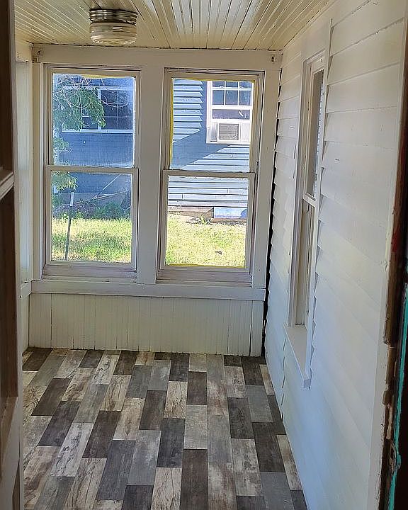 2nd image of 502 Carey Ave