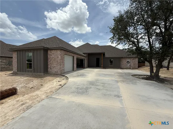 1325 Shirley Faye Ln, Salado, TX 76571