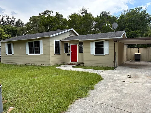 2552 Treemont St Photo 1