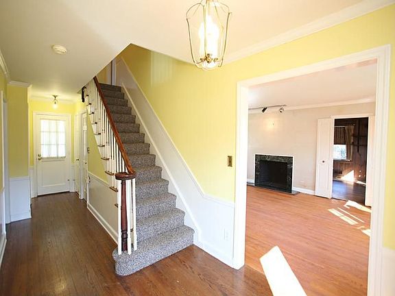 Lovely Cul-de-sac Living