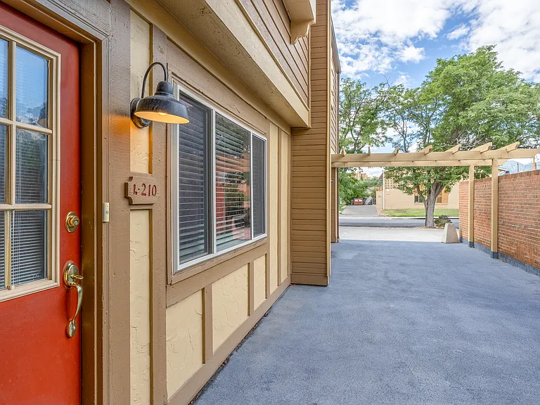 3009 Madison Ave #L210 — Photo 48