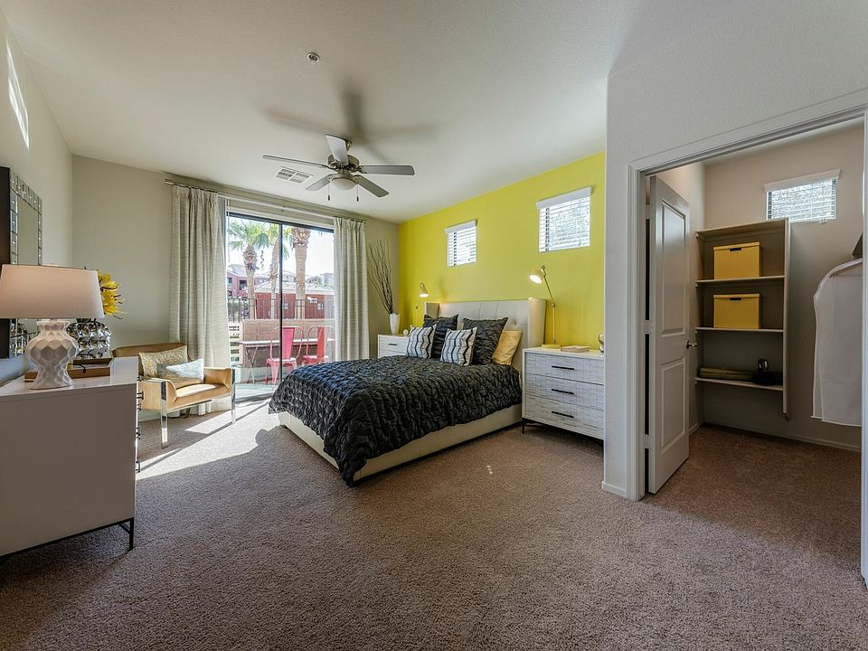 Model Bedroom
