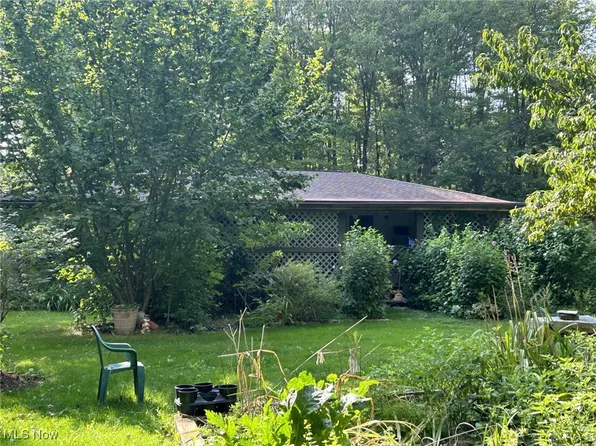 5123 4th Ave, Andover, OH 44003