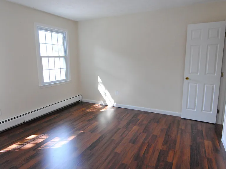 74 Stillwater Dr — Photo 20