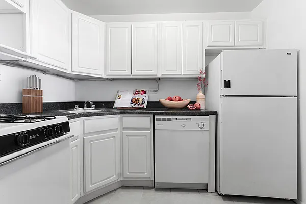 Rented by Compass | media 10