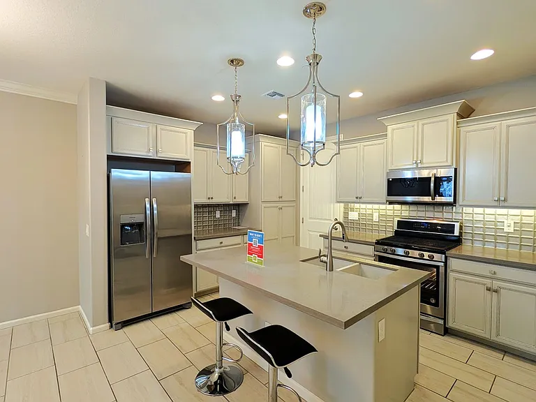 2477 W Market Pl #11 — Photo 11