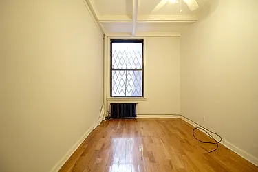 Rented by Elite NY Holdings