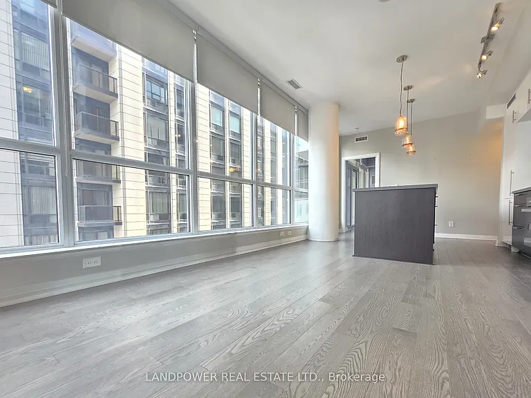 8 Mercer St #1405 — Photo 4