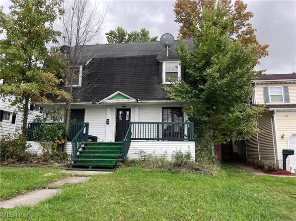 1868 Stanwood Rd, East Cleveland, OH 44112