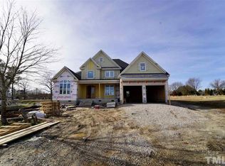 1205 Tobacco Row Ct, Zebulon, NC 27597